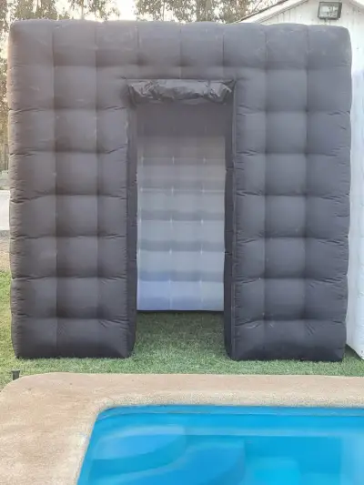 Cabina inflable para eventos multicolor - miniatura 2