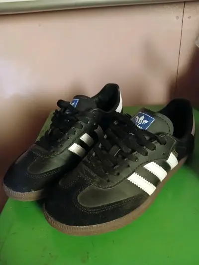 Zapatillas Adidas Samba negras NUEVA NO ORIGINALES - miniatura 1