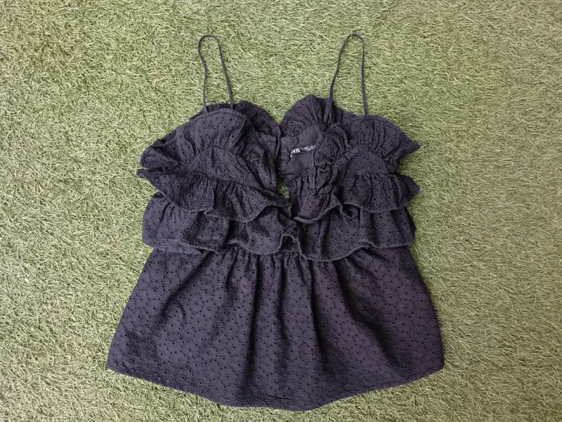Conjunto de blusas ZARA negras con volantes - 2