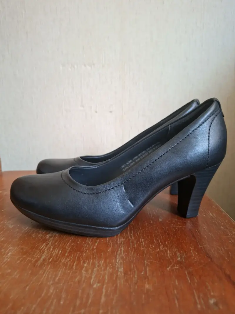 Zapatos taco cuero T36 - 1