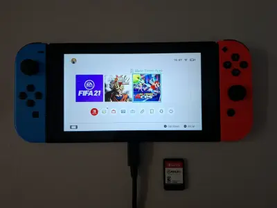 Nintendo Switch en caja, accesorios y juego - miniatura 5