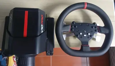 Volante PXN V10 Pro con pedales - miniatura 1
