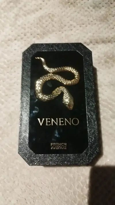 Perfume Veneno French Avenue con diseño de serpiente - miniatura 1