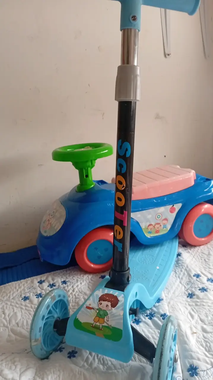 Scooter infantil ajustable, camioncito andador - 2