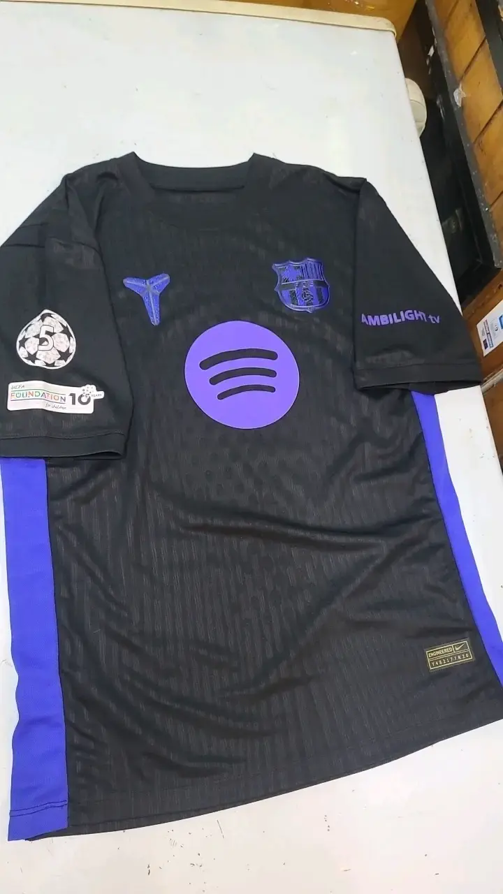Camiseta fc Barcelona Negra - 1