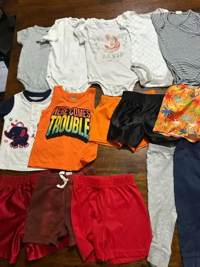 Lote de ropa niño 12 meses (#11) - miniatura 2