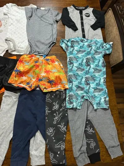 Lote de ropa niño 12 meses (#11) - miniatura 3