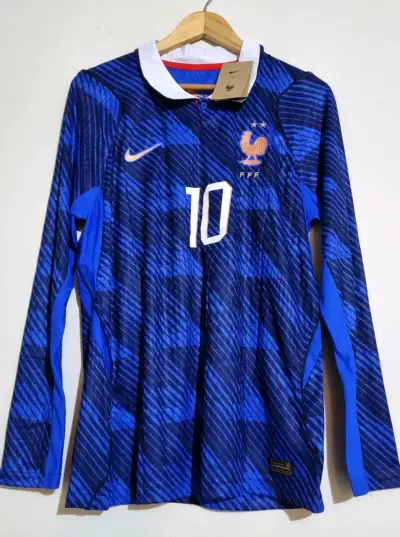 Camiseta Francia  Mbappé 10 manga larga - miniatura 1