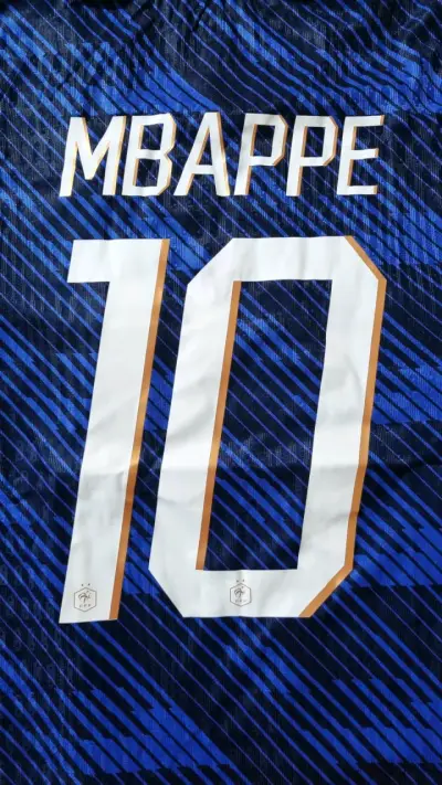 Camiseta Francia  Mbappé 10 manga larga - miniatura 4