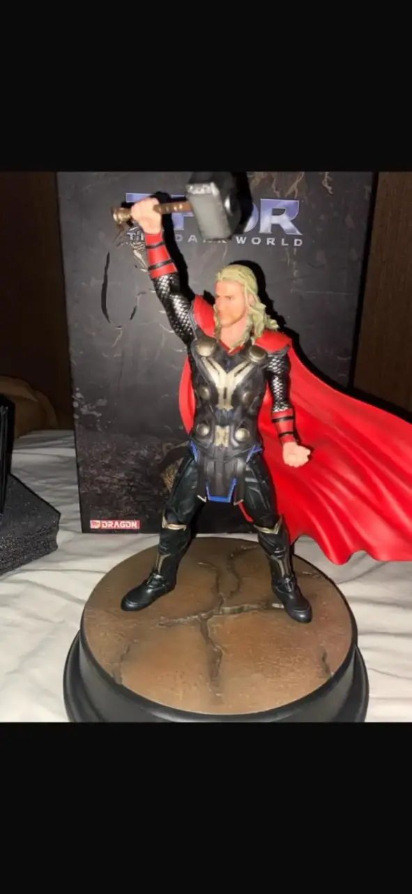 Figura de colección Thor The Dark World - 1