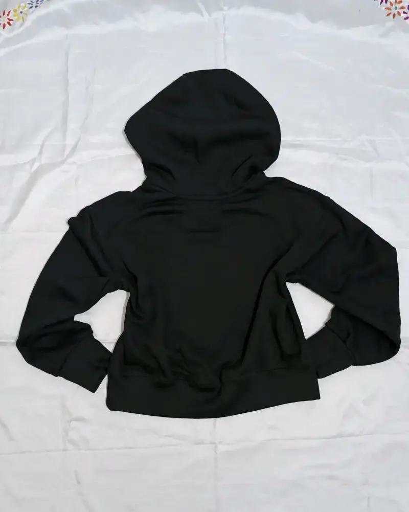 Polerón negro con capucha para mujer Sweet Girl - 4