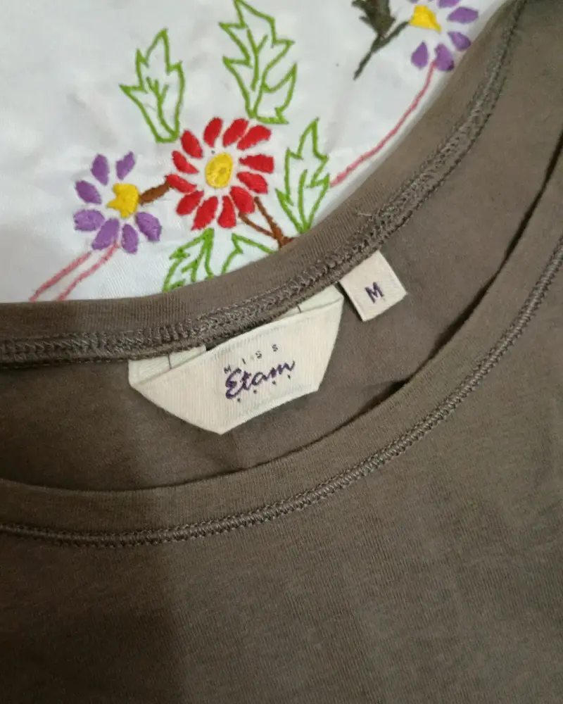 Polera sin mangas color marrón Etam talla M - 3