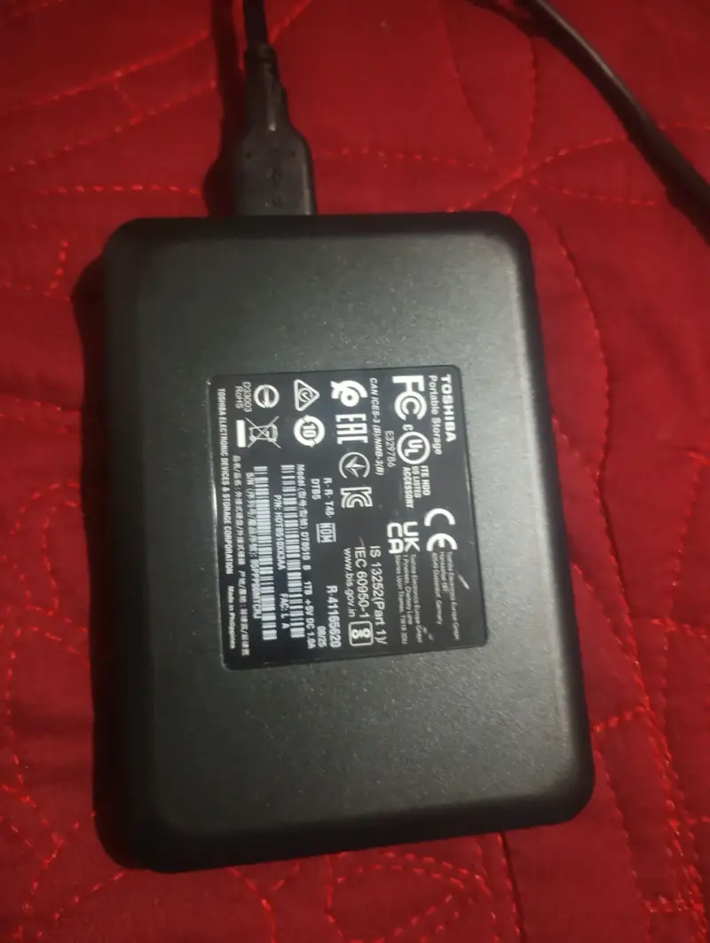 Disco duro externo Toshiba 1TB portátil - 1