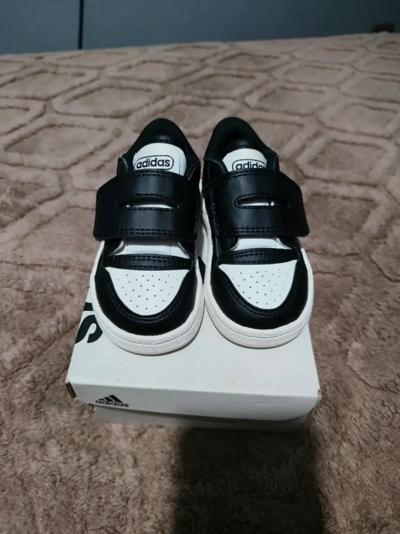 Zapatillas deportivas para niños Adidas negras - 2
