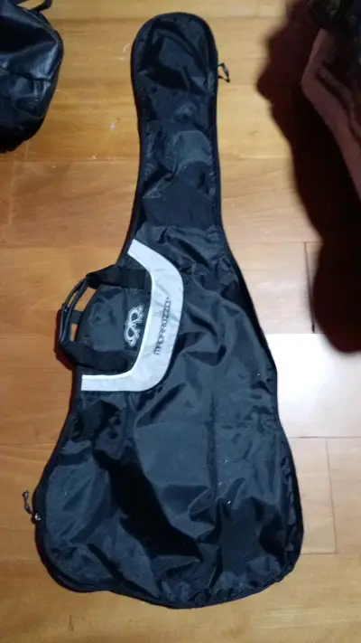 Funda para bajo negra madarozzo - miniatura 1