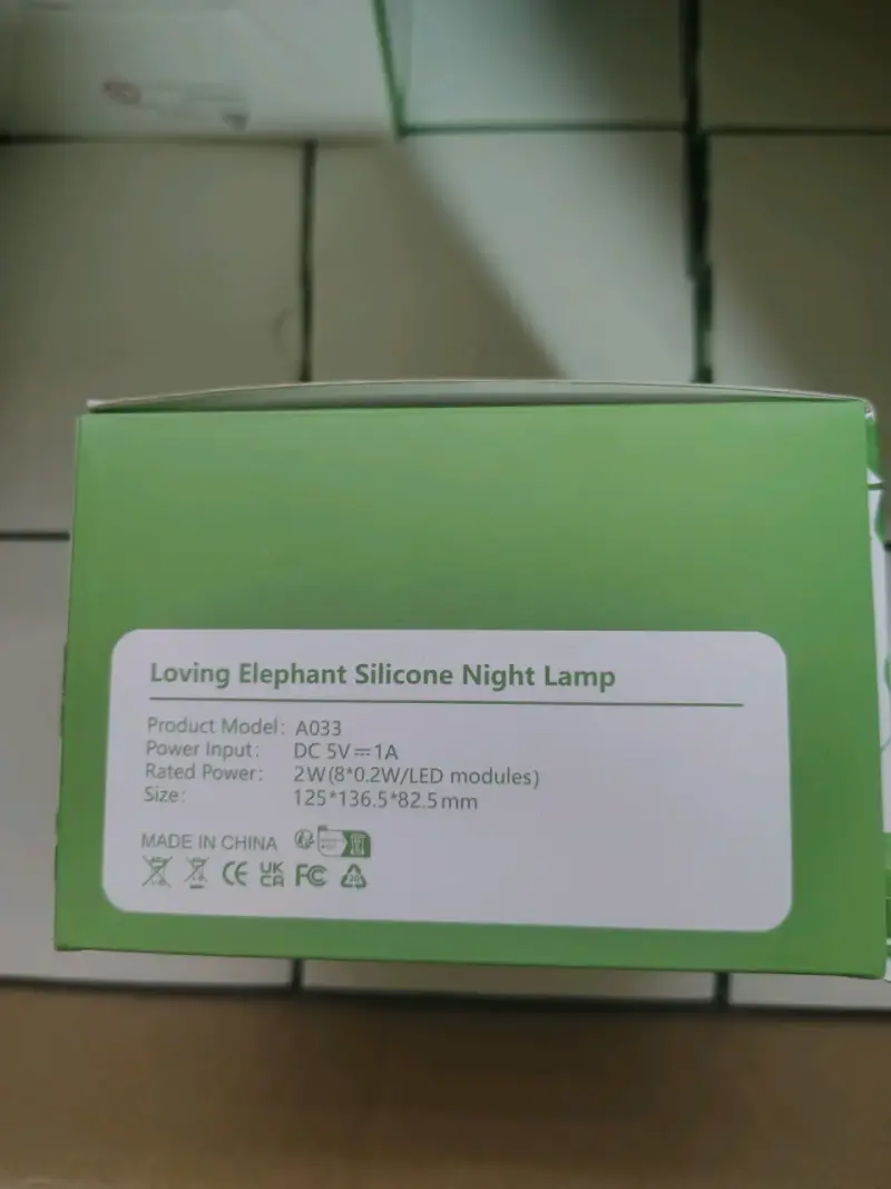 Lámpara de Noche Elefante de Silicona con Sensor - 2