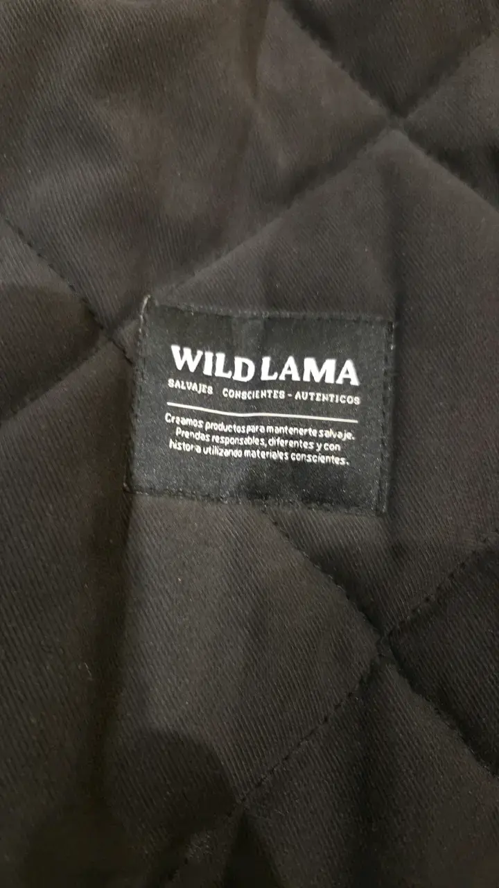 Chaqueta acolchada negra Wild Lama reciclada - 2