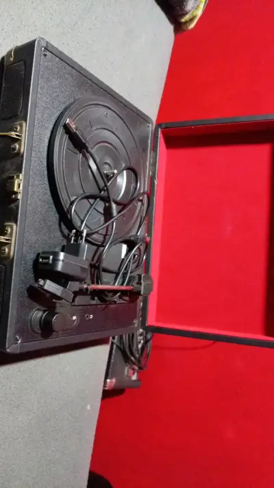 reproductor de vinilos - miniatura 2