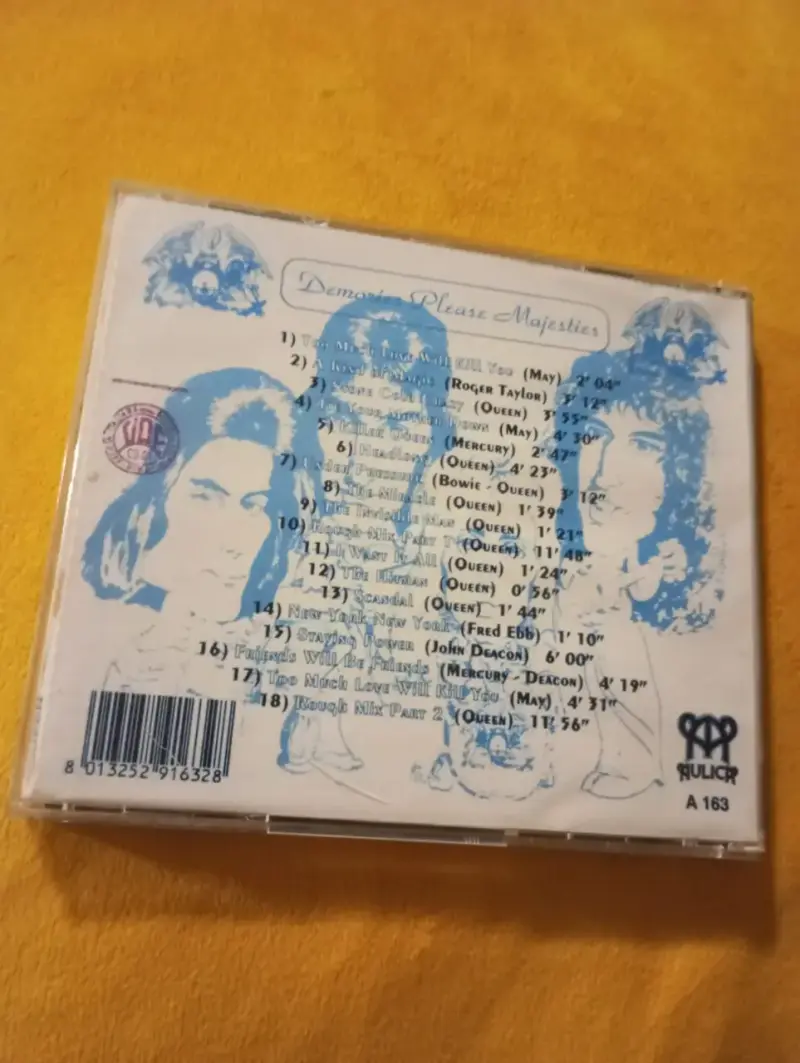 CD Queen - Demories Please Majesties (Bootleg Raro - 2