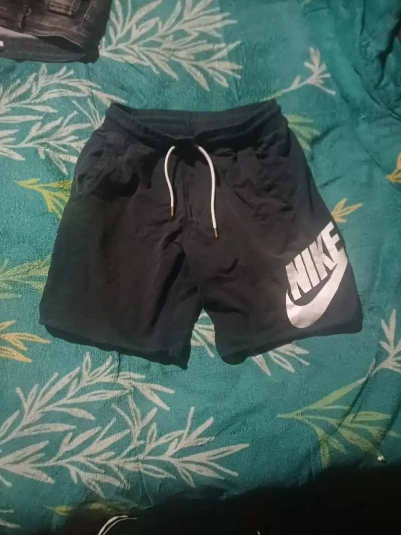Shorts deportivos Nike negros para hombre talla m