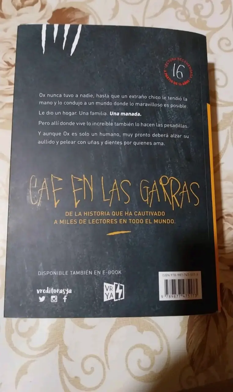 Libro 'La Canción del Lobo' de TJ Klune - 2