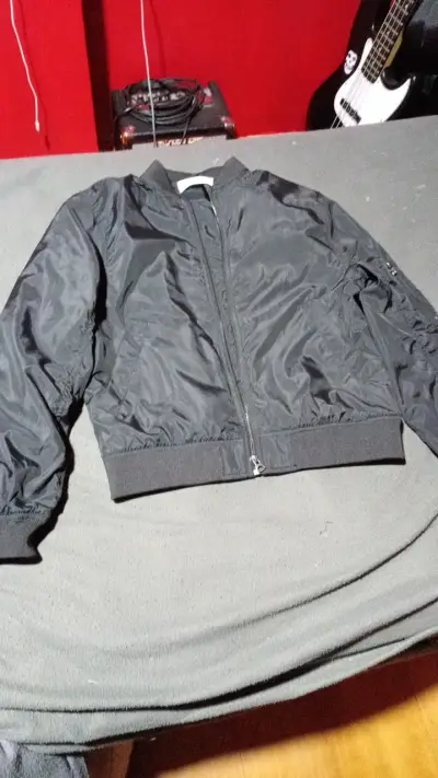 Chaqueta bomber negra para niña H&M - miniatura 1