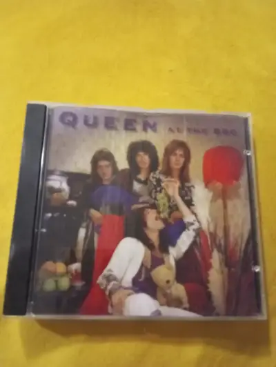 CD Queen - At The BBC (Edición EE.UU. Hollywood Re - miniatura 1