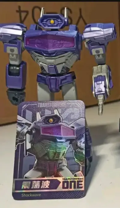Figura Transformers Shockwave - miniatura 1