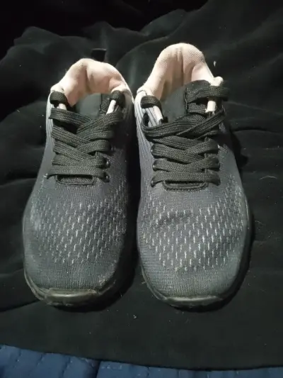 Zapatillas deportivas negras para hombre - miniatura 2