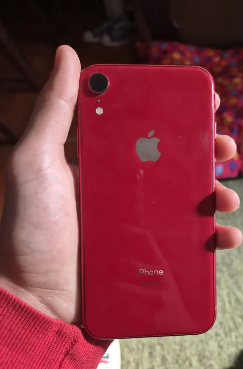 iPhone XR rojo 128GB - 1