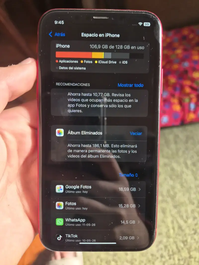iPhone XR rojo 128GB - 2