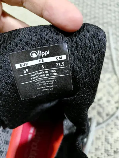 Zapatillas negras Uppí para niños - miniatura 3