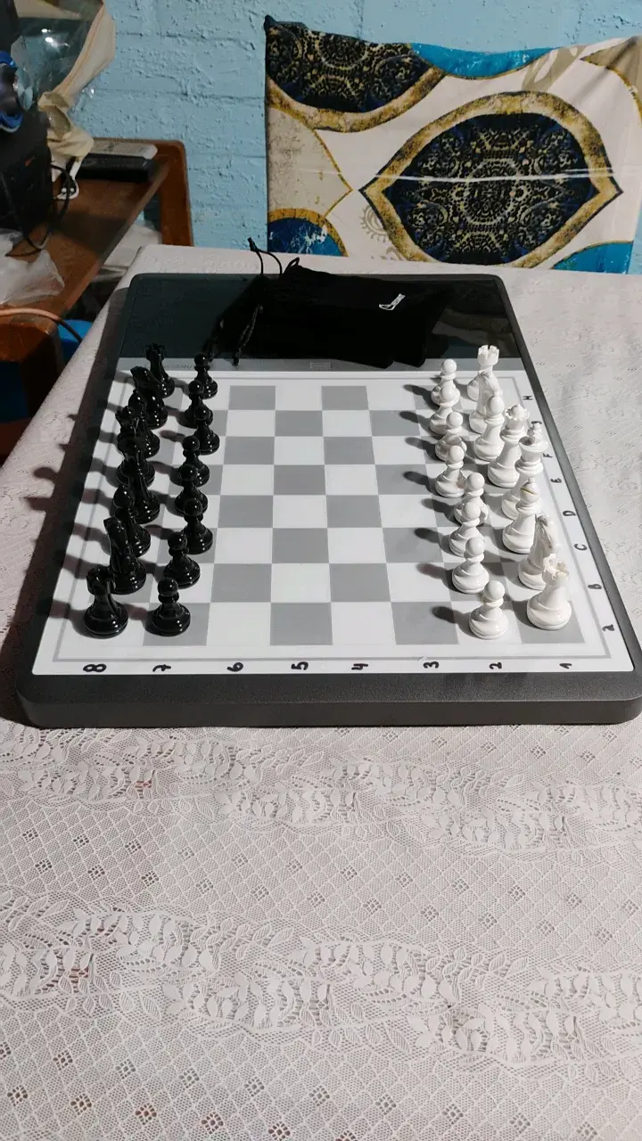 Juego de ajedrez magnético portátil - 1