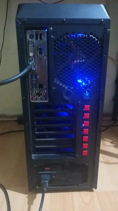 PC Gamer Intel I-7 (Precio Conversable) - miniatura 2