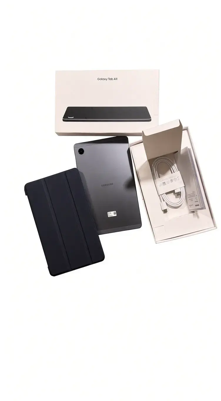 Tablet Samsung Galaxy Tab A11 con funda y cargador - 2