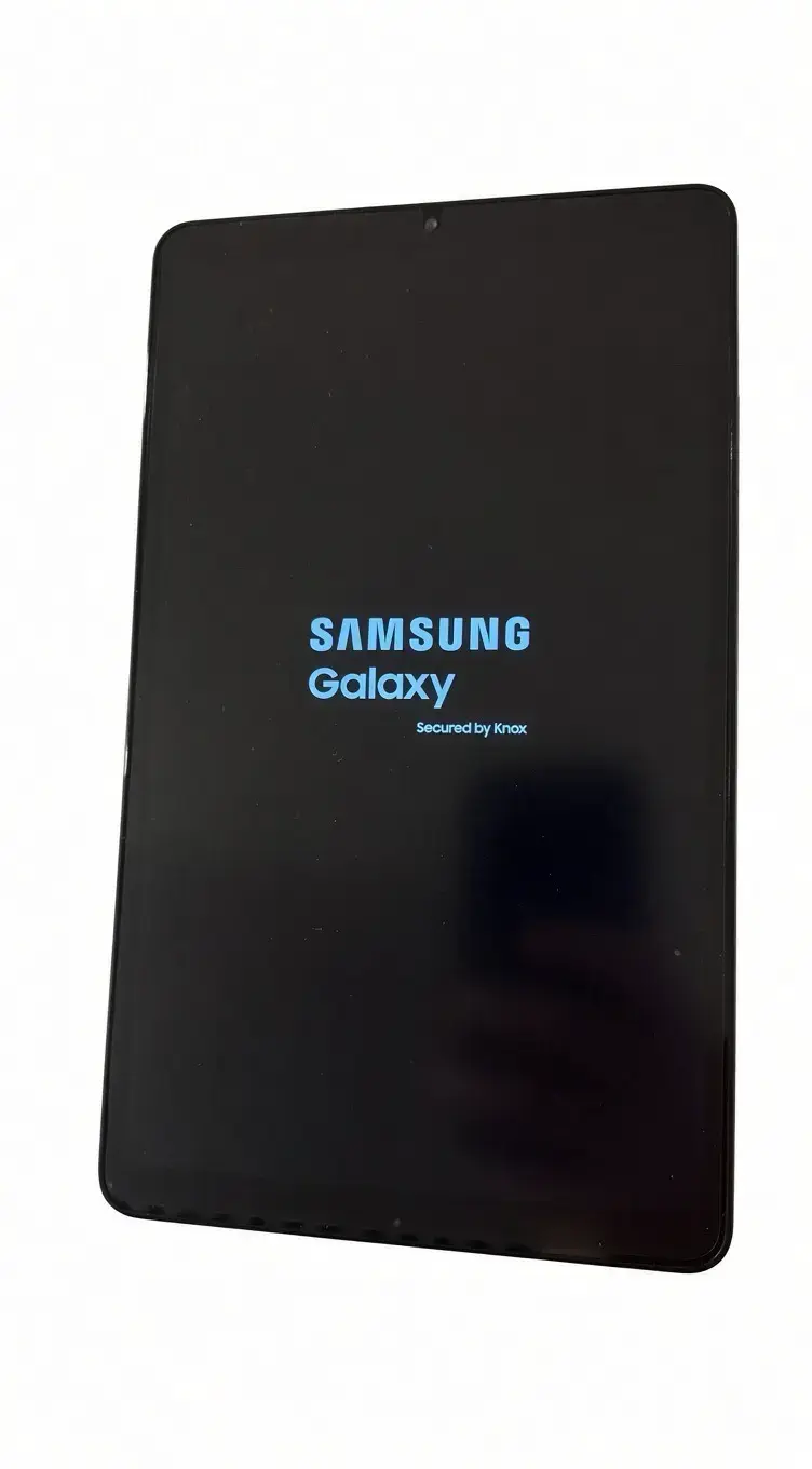 Tablet Samsung Galaxy Tab A11 con funda y cargador - 4