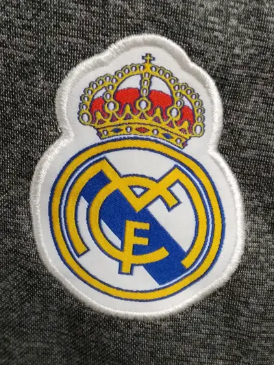 Chaqueta deportiva gris Real Madrid - miniatura 2