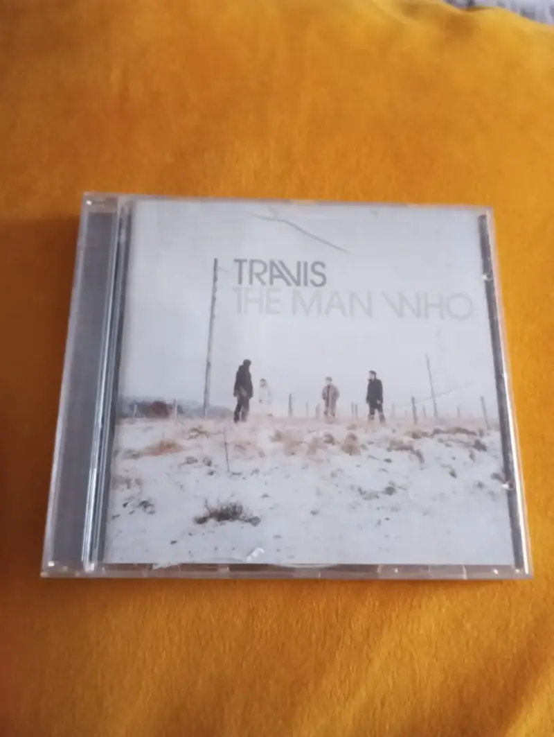 CD de música Travis 'The Man Who' en buen estado - 1