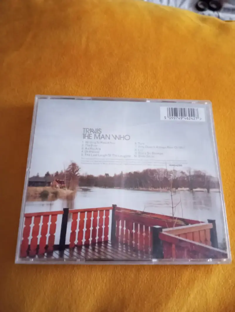 CD de música Travis 'The Man Who' en buen estado - 2