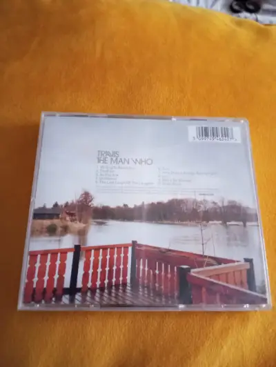 CD de música Travis 'The Man Who' en buen estado - miniatura 2