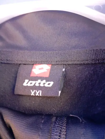 Chaqueta deportiva Lotto Belgrano de Córdoba - miniatura 2