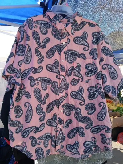Camisa Levi's estampado paisley rosa XXL - miniatura 1
