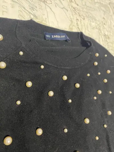 Suéter negro con perlas Zara Knit - miniatura 1