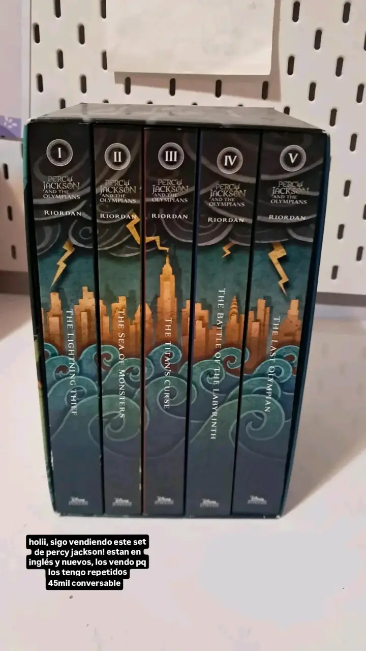 Set de libros Percy Jackson en inglés nuevos