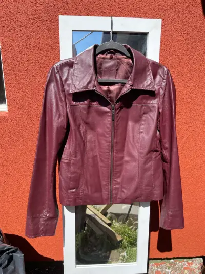 Chaqueta L de cuero burdeos para mujer marca Aziz - miniatura 1