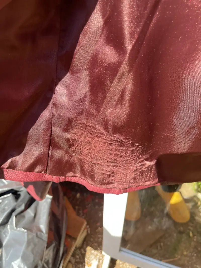 Chaqueta L de cuero burdeos para mujer marca Aziz - 4