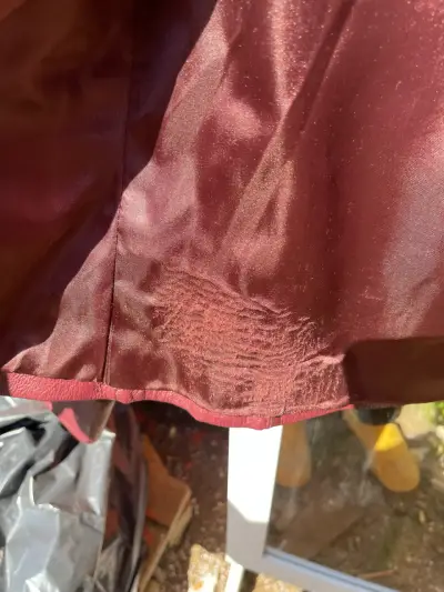 Chaqueta L de cuero burdeos para mujer marca Aziz - miniatura 4