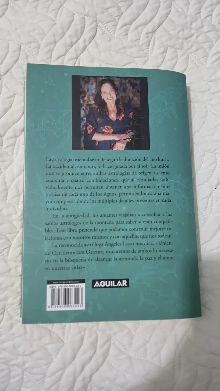 Libro Astrología del Sol y la Luna de Ángeles Lasso - 2