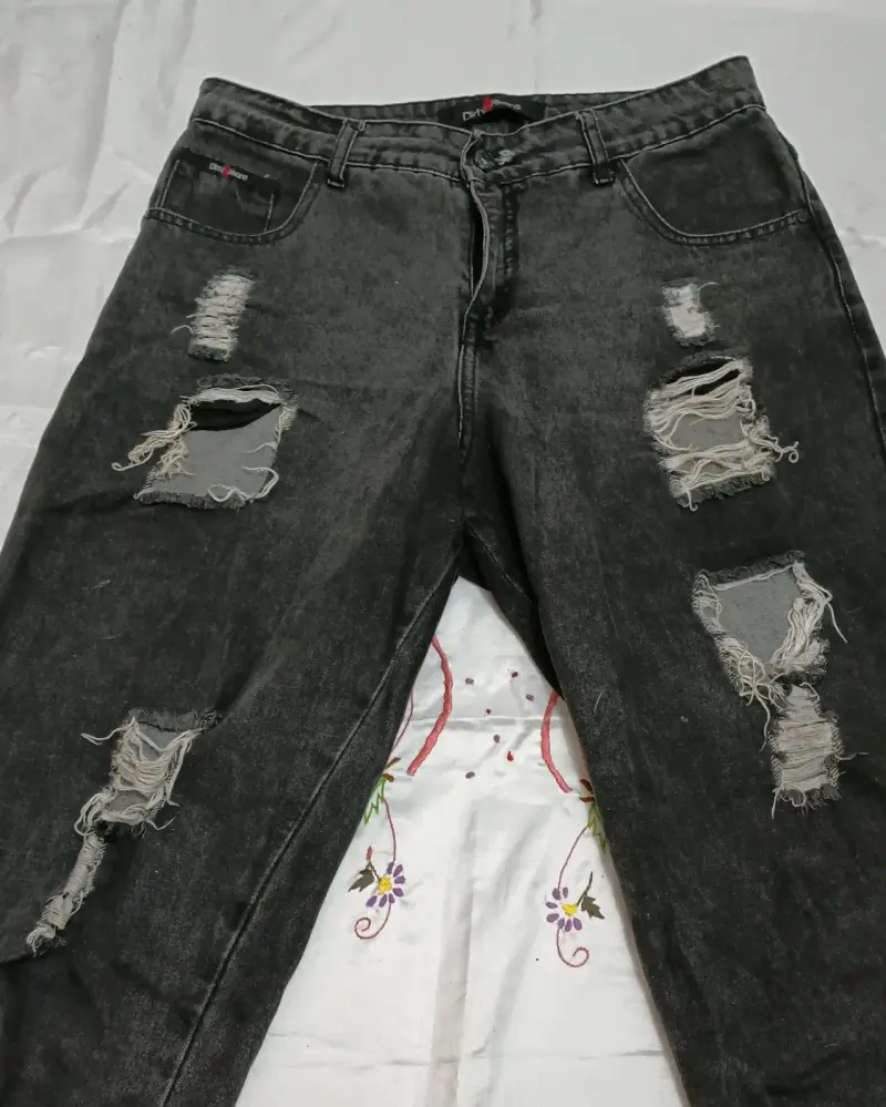 Jeans negros rasgados Dirty Jeans para hombre - 2