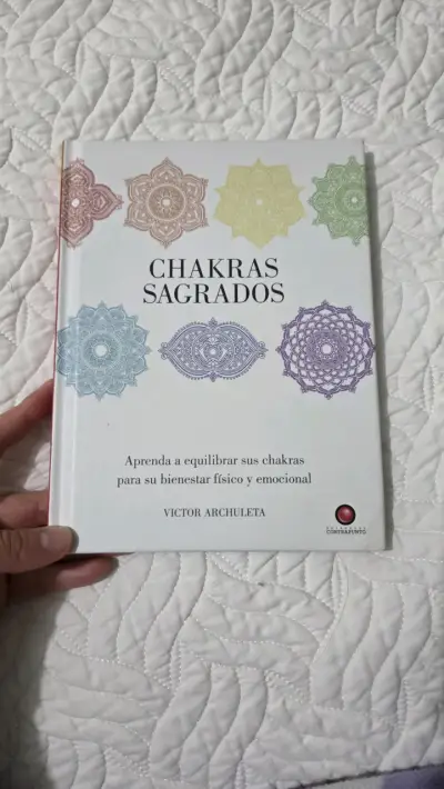 Libro Chakras Sagrados de Víctor Archuleta - miniatura 1
